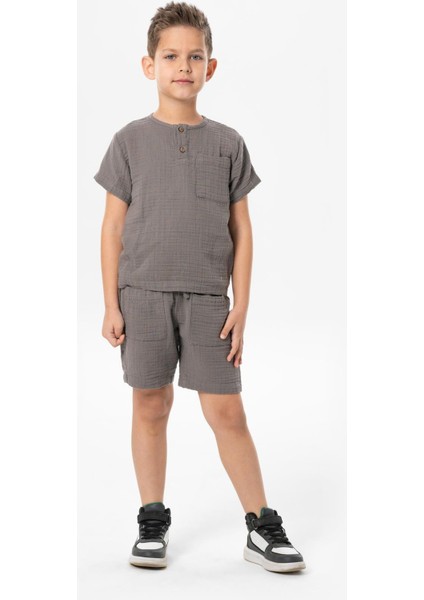 Kısa Kol Batı Cep Detaylı Yazlık Müslin Erkek Çocuk Tshirt Gri Gri indirimleri