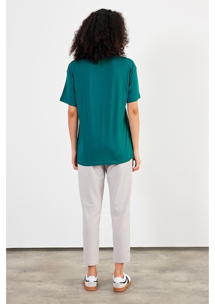 Kadın Vena Jeans Orman Baskılı Bisiklet Yaka Regular Fit T-Shirt modelleri