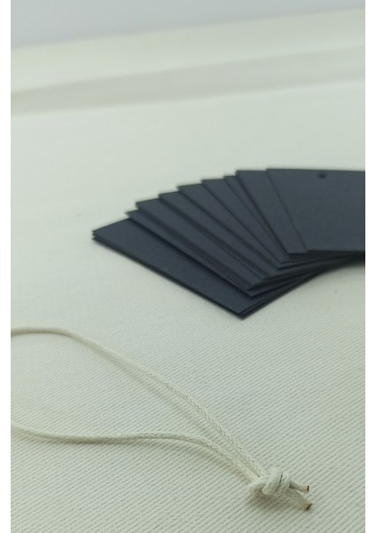 50 Adet 5 x 8cm Siyah Kart Seti + 50 Adet 32CM Krem Örgü Mumlu Ip
