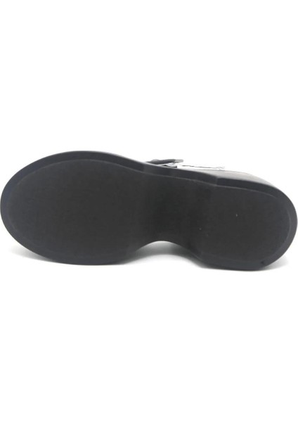 42627 Beyaz Bayan Sandalet fırsatları