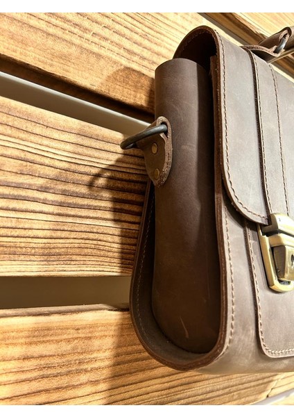 El Yapımı Deri Askılı Evrak Çantası Unisex modelleri