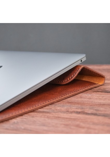 El Yapımı 13 Inç Deri Macbook Kılıfı