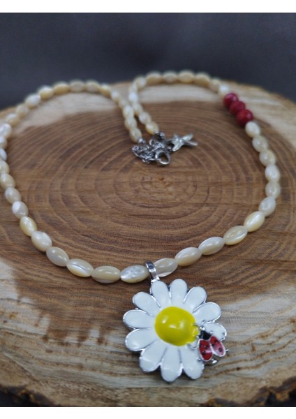 Esmer Sedef Taşı ve Mercan Taşı Papatya Uçlu El Yapımı Özel Tasarım Doğal Taş Kolye fiyatları