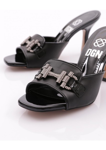 6304 Kadin Metal Aksesuarli Topuklu Terlik fırsatları