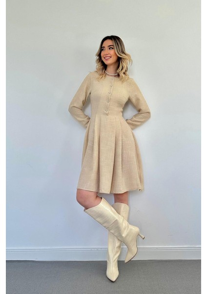 Kısa Klasik Elbise
