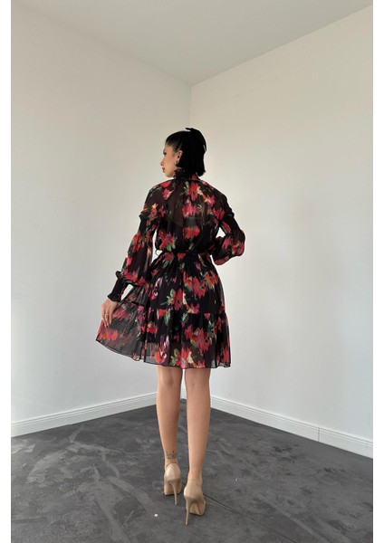 Gipeli Kat Kat Mini Elbise fırsatları