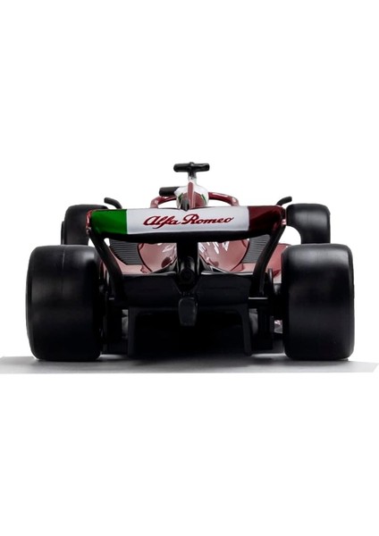 Bburago 1:43 2022 Alfa Romeo F1 Yarış Takımı C42 #24 Guanyu Zhou #77 Valtteri Bottas Alaşım Araba Pres Döküm Model Araç Oyuncak Koleksiyonu (2022 C42 No.24) (Yurt Dışından) modelleri