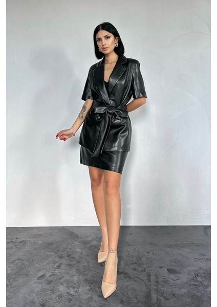 Deri Ceket ve Etek Takım