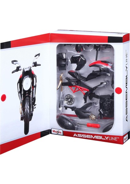 Ducati Diavel Carbon Model Kit Motosiklet 1/12 39196