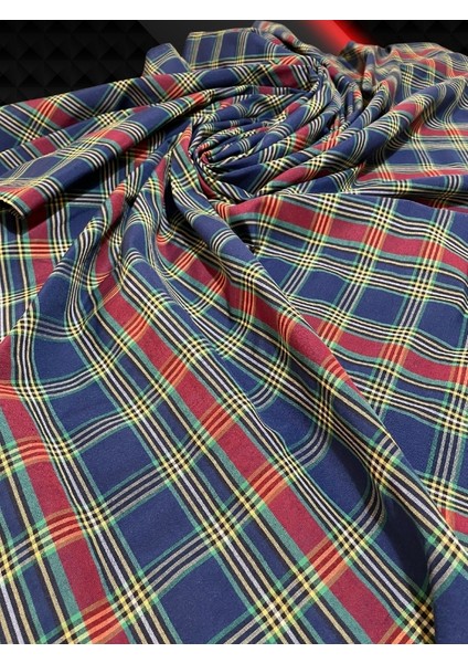 Masa Örtüsü Iskoç Tartan Modern ve Geleneksel. Lacivert (160X170 Cm)