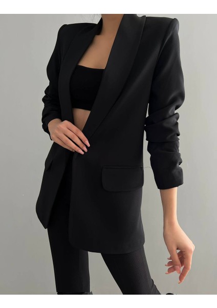 Kolu Büzgülü Atlas Kumaş Blazer Kadın Ceket