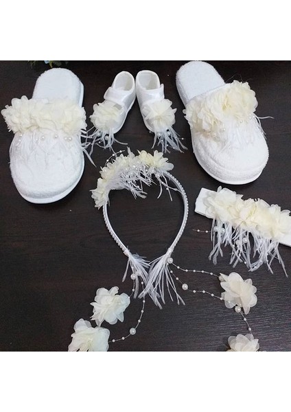 Lohusa Terlik ve Taç Bebek Patik ve Bandana Seti
