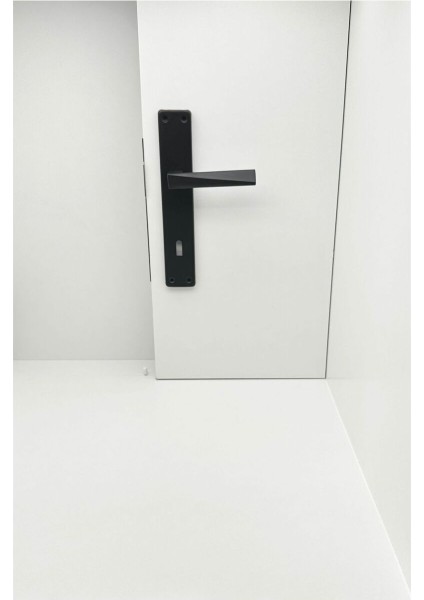Piramit Siyah Lüx Kare Aynalı Oda Kapı Kolu 2 Takım modelleri