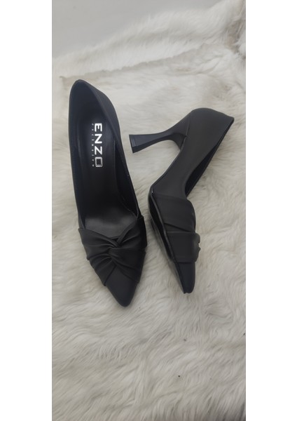 Çiğdem Siyah Kadeh Ökçe Saten Stiletto (Enz S3) - Siyah - 39 - ST02587-13103