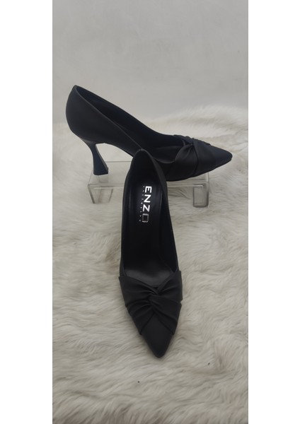 Çiğdem Siyah Kadeh Ökçe Saten Stiletto (Enz S3) - Siyah - 39 - ST02587-13103