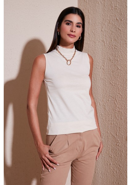 Pamuklu Kolsuz Dik Yaka T Shirt Kadın T Shirt 5865710
