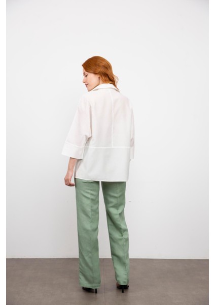 Beyaz Sırtı Dikişli Gold Düğmeli Keten Gömlek indirimleri