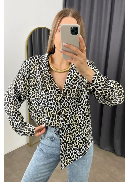 Leopar Desenli Vatkalı Saten Gömlek