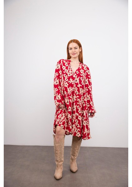 Kırmızı Ekru Çiçekli V Yaka Fırfırlı Elbise fiyatları