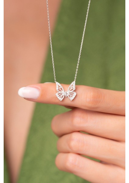 925 Ayar Rodyum Kaplamalı Beyaz Taşlı Kanatları Sallantılı Kelebek Gümüş Kolye
