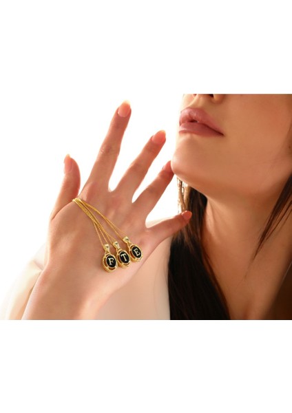 925 Ayar Gold Kaplamalı Siyah Mineli Y Harfi Gümüş Kolye fırsatları