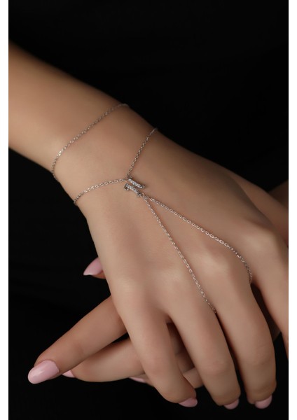 925 Ayar Rodyum Kaplamalı Beyaz Taşlı Harfi Gümüş