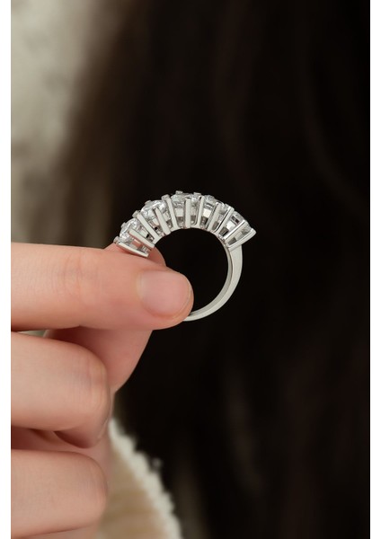 Swarovski 5 Taşlı 925 Ayar Rodyum Kaplamalı Gümüş Yüzük modelleri