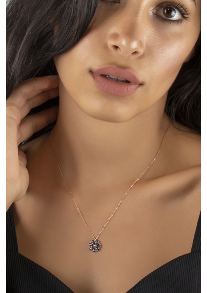 925 Ayar Rose Kaplamalı Mistik Topaz Taşlı Çiçek Gümüş Kolye