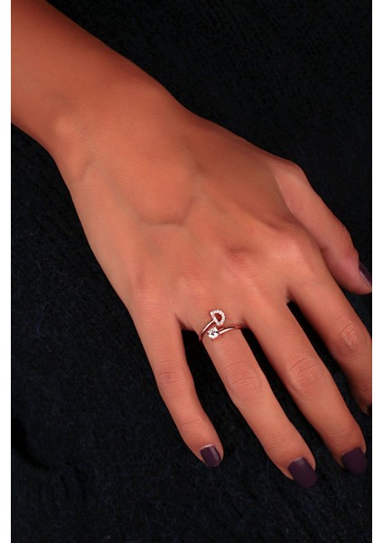 925 Ayar Rose Kaplamalı Beyaz Taşlı D Harfi Gümüş Yüzük fiyatları