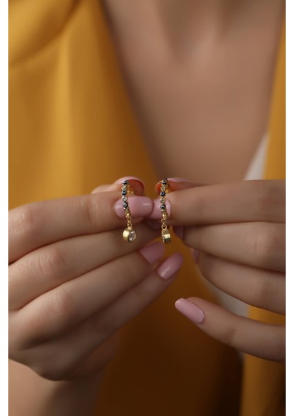 925 Ayar Gold Kaplamalı Beyaz Taşlı Laci Mineli Nazar Göz ve Sallantılı Sonsuzluk Sembolü Gümüş Küpe