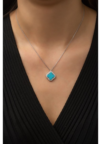 925 Ayar Rodyum Kaplamalı Beyaz Taşlı ve Turkuaz Sedef Taşlı Yonca Çiçek Gümüş Kolye fiyatları