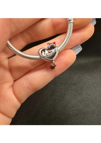 Disney Minnie Mouse Anne Kalbi Charm