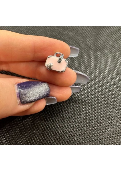 Pembe Valiz Charm indirimleri