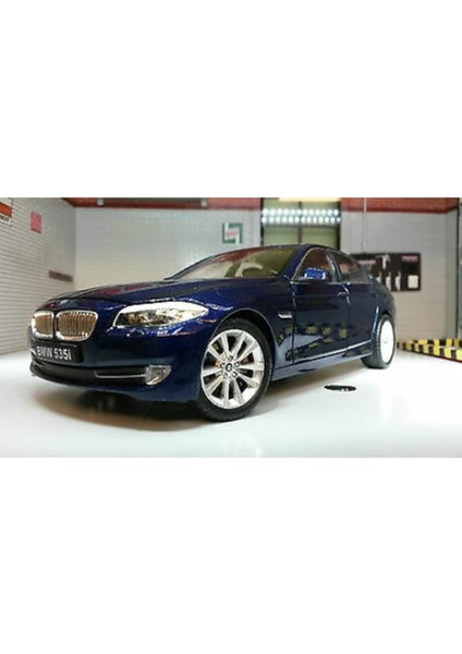 Bmw F10 535 1/24 Ölçek Model Araba