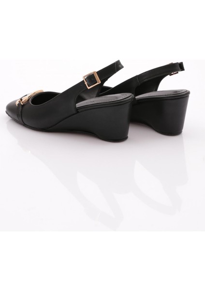 24317 Kadin Arkasi Açik Dolgu Topuklu Ayakkabi modelleri