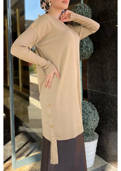 Bej Düğme Detaylı Tesettür Triko Tunik P-00009189 modelleri