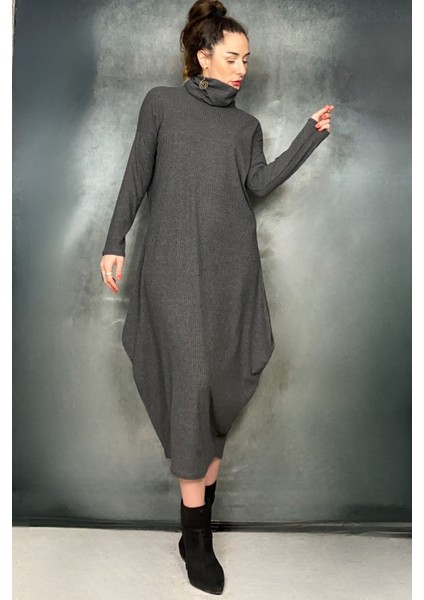 Dökümlü Oversize Yumoş Maxi Elbise