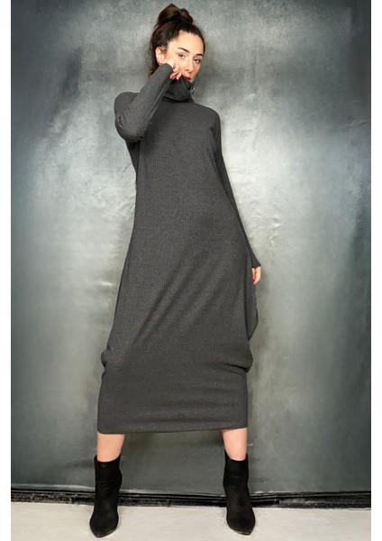 Dökümlü Oversize Yumoş Maxi Elbise