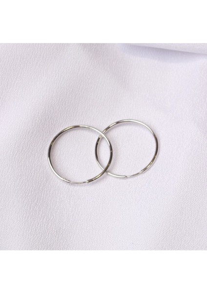 2.5 cm Çaplı Beyaz Halka Küpe