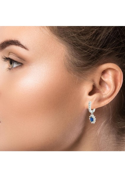 Zirkon Safir Taşlı Sallantılı Klasik Beyaz Küpe