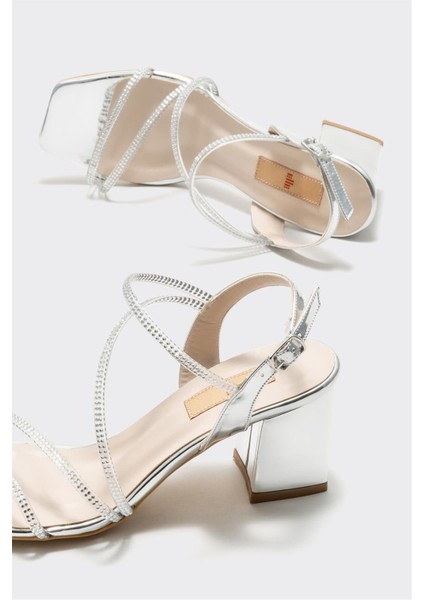 Lame Kadın Topuklu Sandalet fırsatları