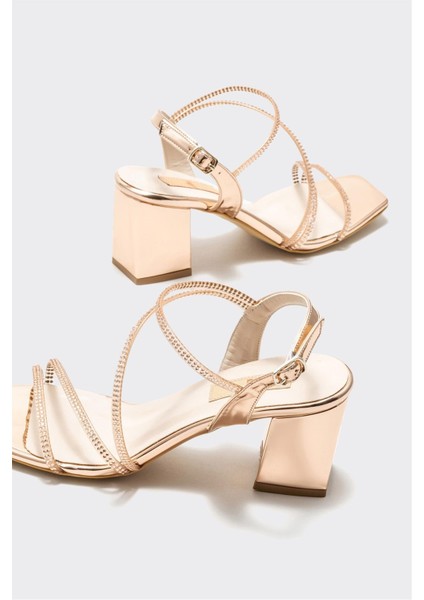 Rose Kadın Topuklu Sandalet fırsatları