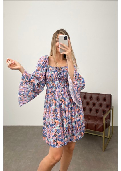 Renkli Çiçekli Geniş Kollu Mini Elbise modelleri