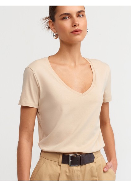 3470 V Yaka Basic T-Shirt-Açık Bej
