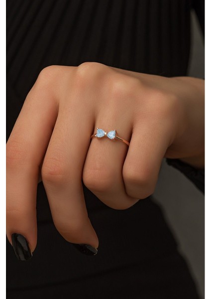 925 Ayar Rose Kaplamalı Buz Mavi Taşlı 2 Kalpli Gümüş Yüzük