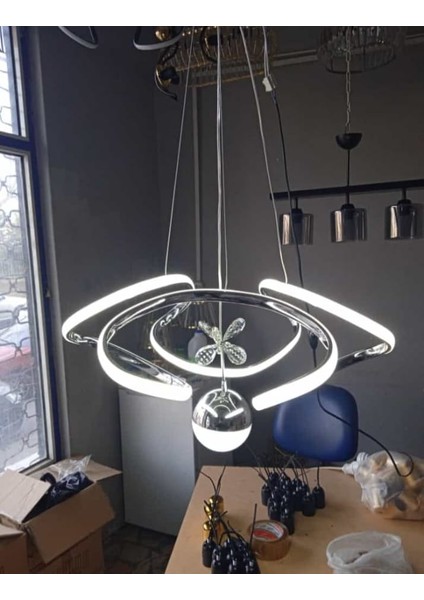 LED Avize