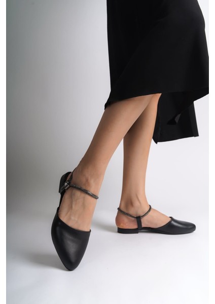 Arıana Lastikli Ortopedik Rahat Taban Bilekten Taş Detaylı Kadın Babet Ayakkabı St Siyah