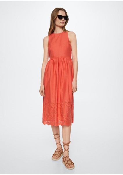 İşlemeli Pamuklu Elbise fiyatları