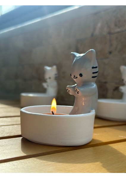 Chemdle İki Adet Üşüyen Kedi Dekoratif Mumluk