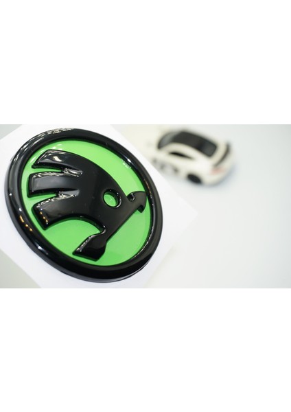 Skoda Bagaj 8cm Yeni Nesil Yeşil Siyah Logo Amblem